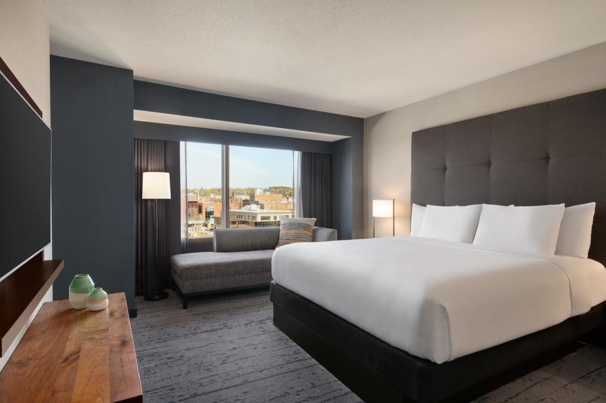 Hotel Champlain Burlington, Curio Collection By Hilton Экстерьер фото